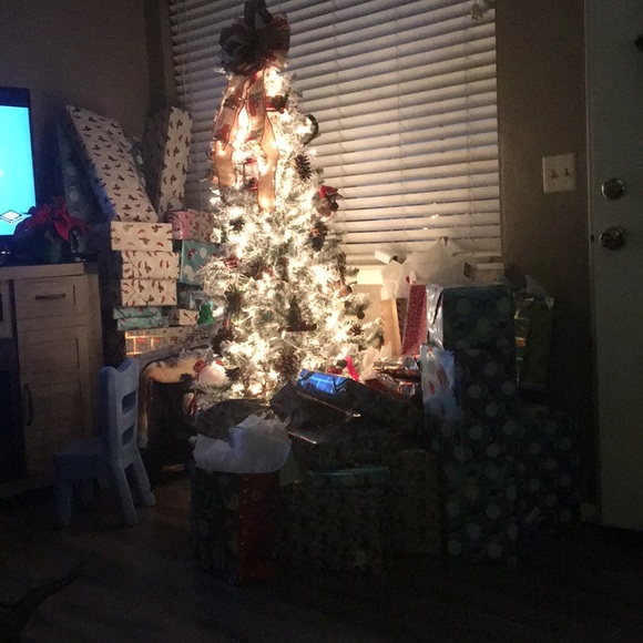 Meet your Posher, Cathy - Picture 1 of 1